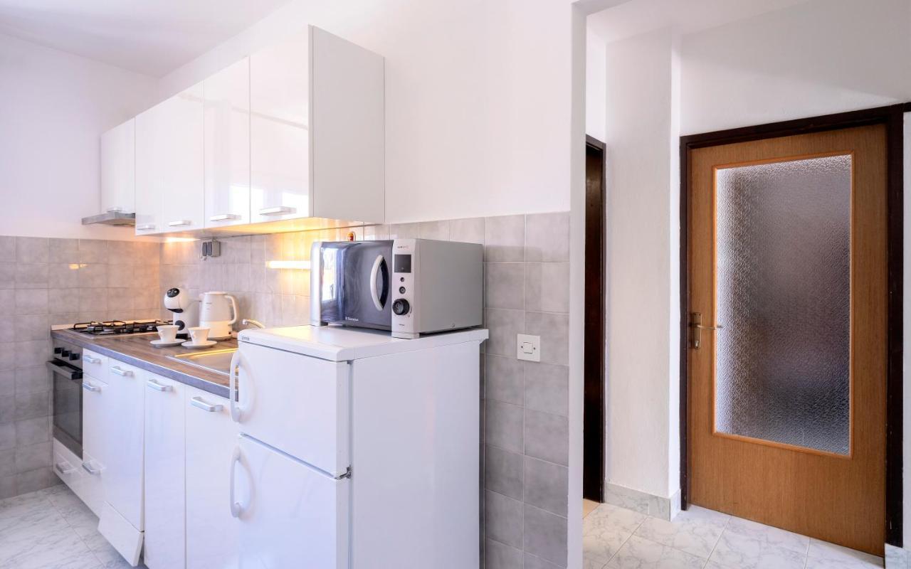 Apartments Bodlovic - Zf Hvar Hvar Town Esterno foto