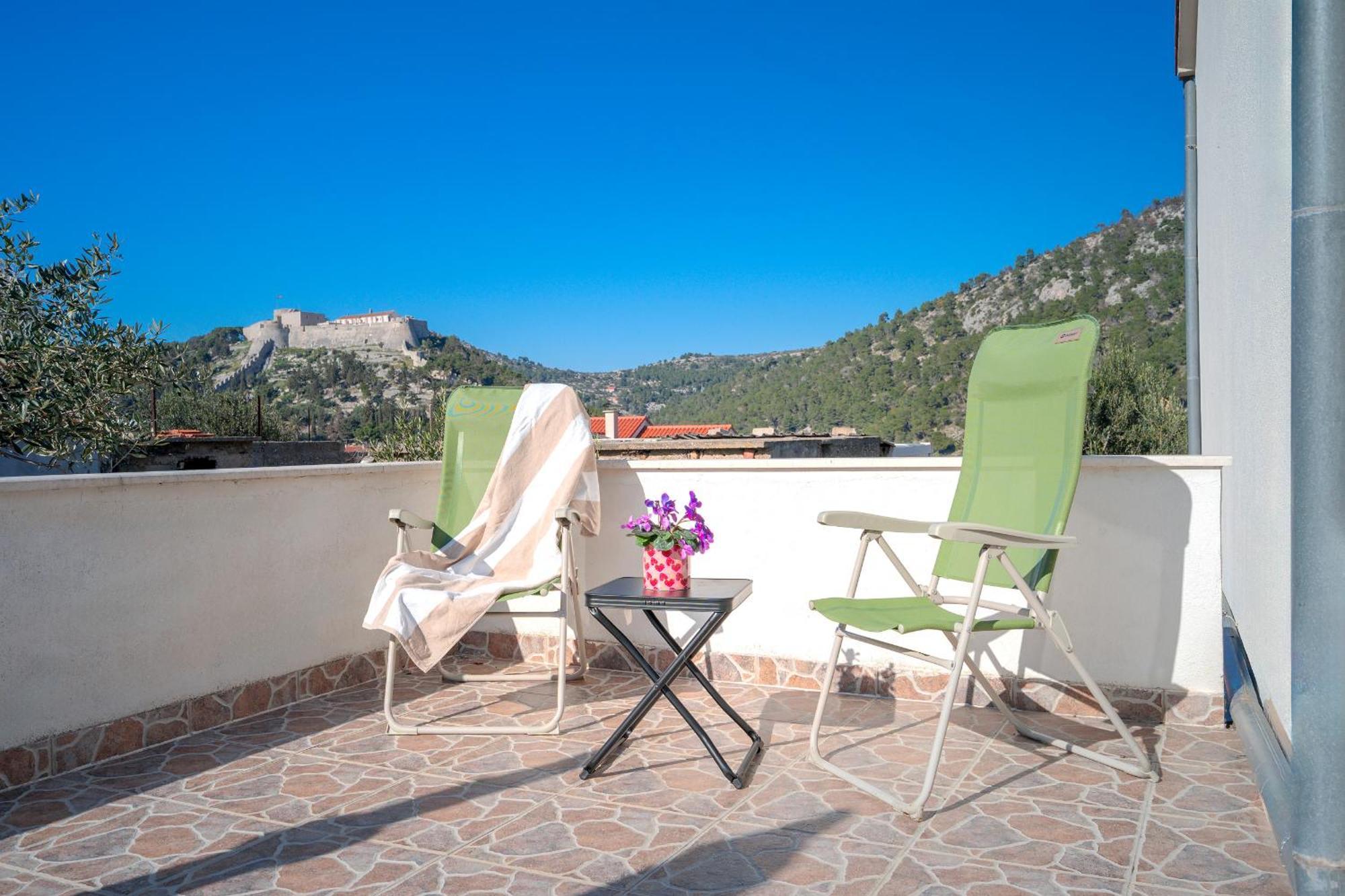 Apartments Bodlovic - Zf Hvar Hvar Town Esterno foto